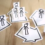 ご家族が暮らしやすいマンションにするために｜ベビーカーの階段やドア対策