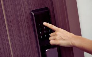 オートロックマンションは本当に安全？気をつけておくべき落とし穴